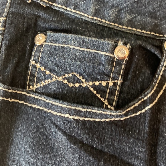 One Lone Authentic Denim. Embellished Jeans. Size 12 , 30” inseam. - Picture 5 of 7